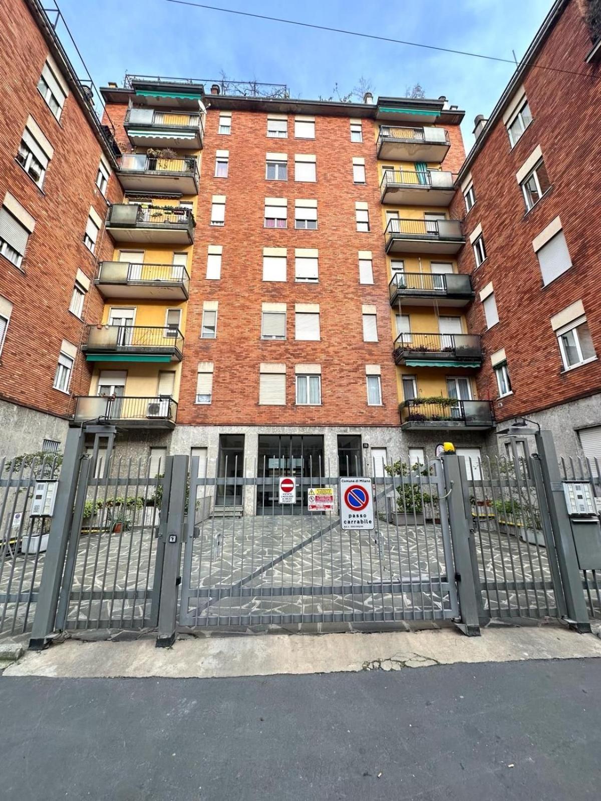 Politecnico Bovisa University Apartment Милан Экстерьер фото